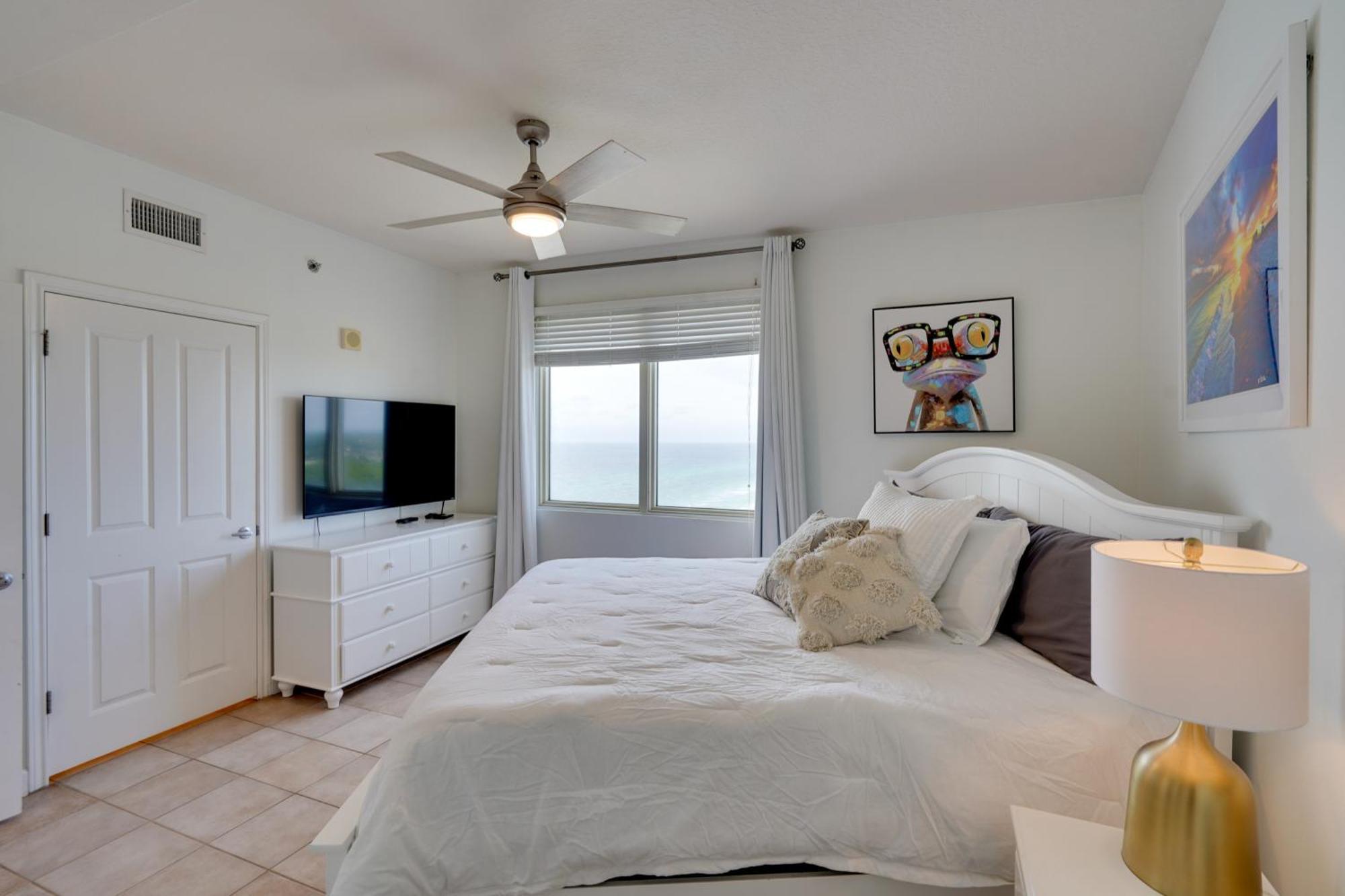 Beachfront Pcb Condo With Ocean View, Pool Access! Panama City Beach Exterior photo